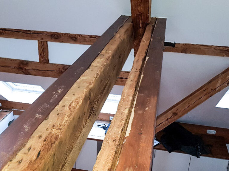 Bild-Holzdachstuhl-Wohnung-Berlin